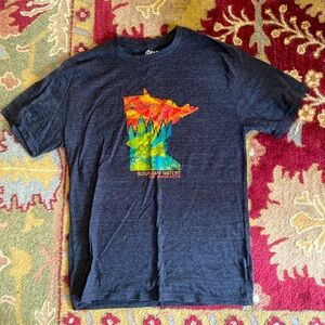 MN Boundary Waters T-shirt. (Small).